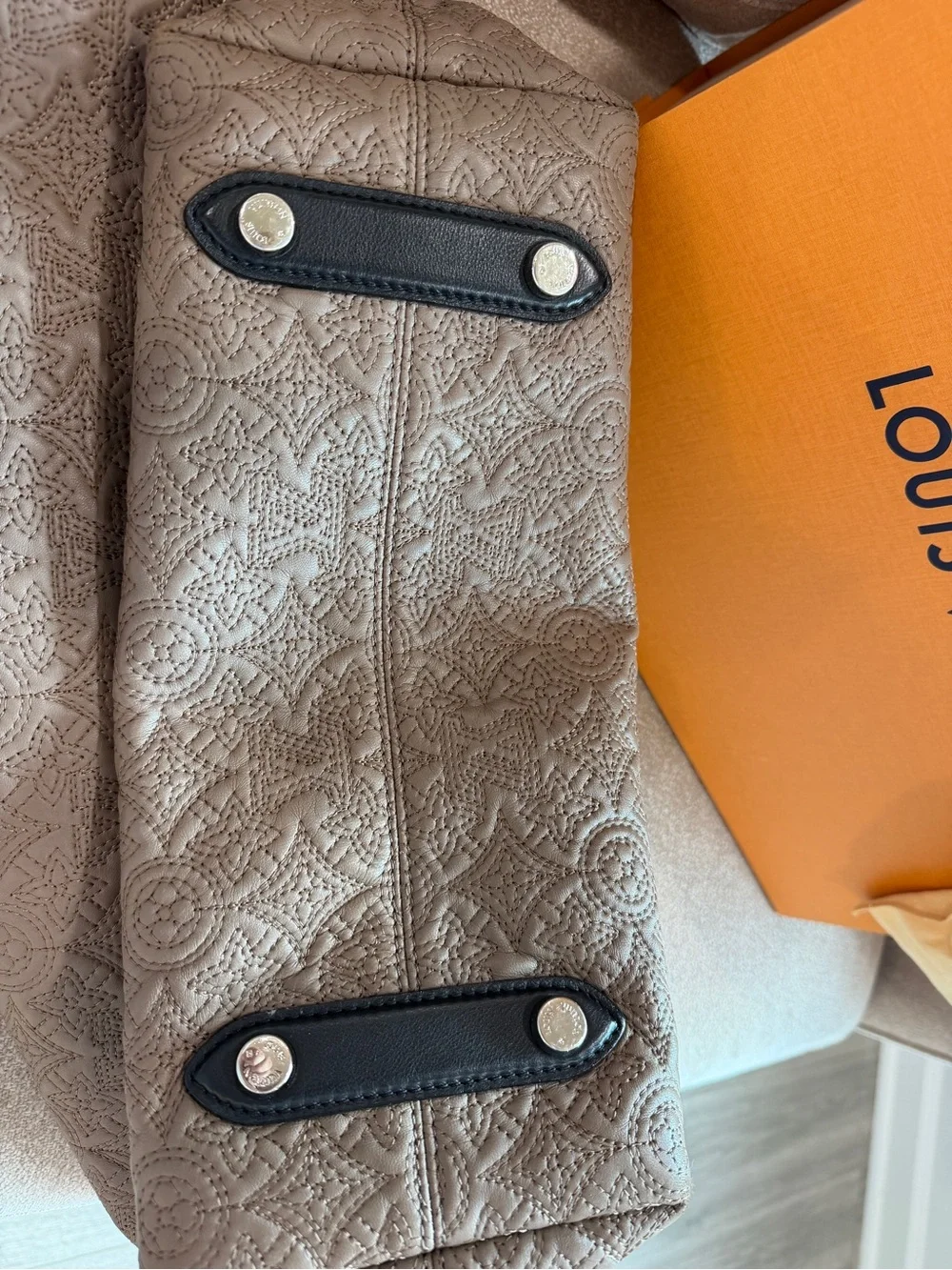 Louis Vuitton Antheia hobo GM